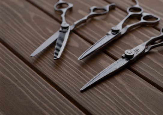 MENU 詳しいメニュー・料金はこちらからご確認ください。 MENU 詳しいメニュー・料金はこちらからご確認ください。